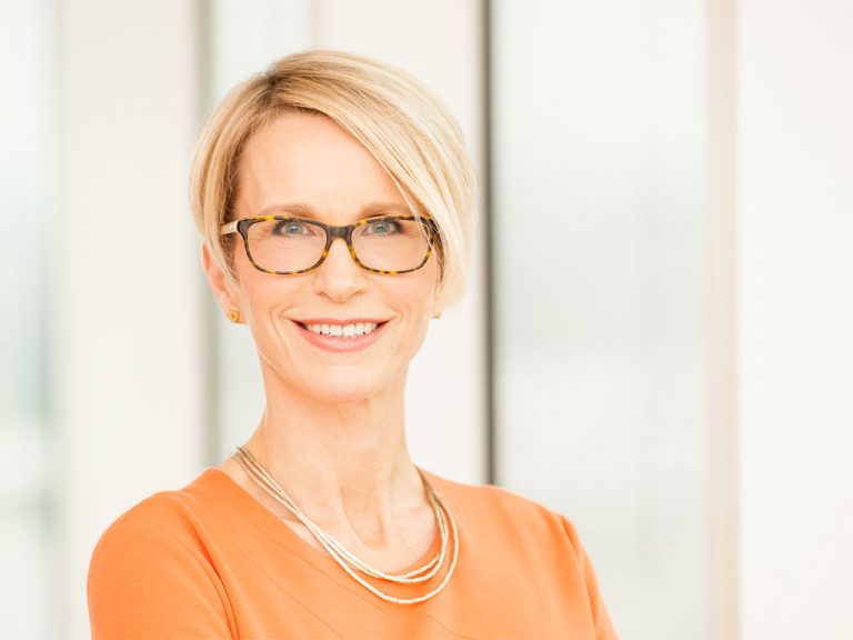 Emma Walmsley Becomes First Female Ceo Of Glaxosmithkline European Ceo